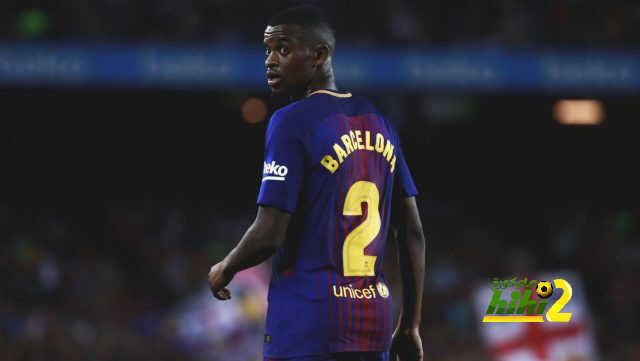 مورينيو يطالب توتنهام بضم لاعب برشلونة