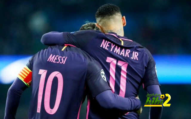 نيمار يسأل زملائه في برشلونة عن المدرب الجديد
