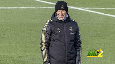 حساب الليجا الرسمي يتغنى بمدرب ريال مدريد