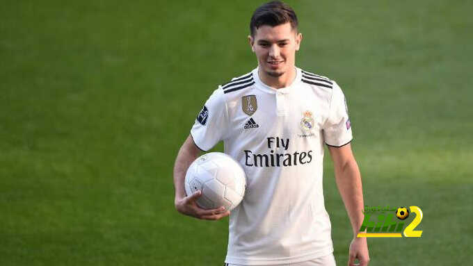 تقارير: براهيم دياز يرفض الرحيل عن ريال مدريد