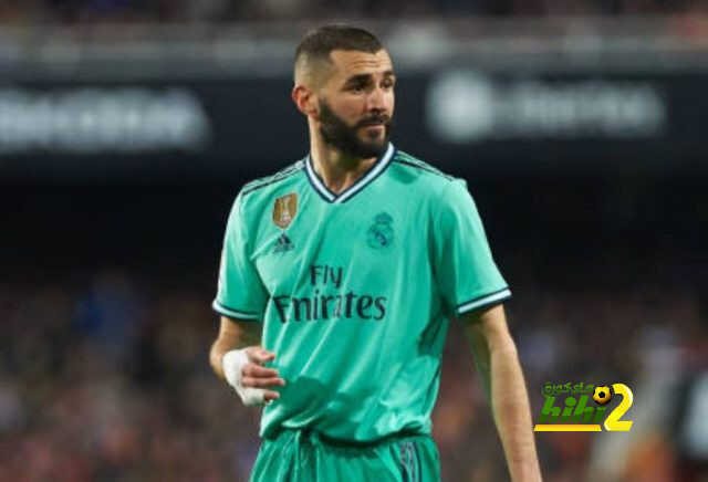 بينزيما يضيف الهدف الرابع