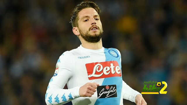 ميرتينيز يرفض برشلونة وتشيلسي