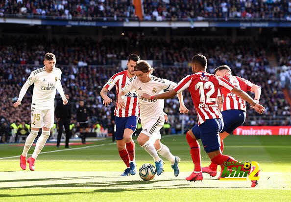 تفاصيل مفاوضات الإنتر مع مودريتش وكافاني!