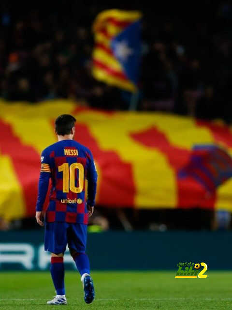 طلبات ميسي للبقاء مع برشلونة !