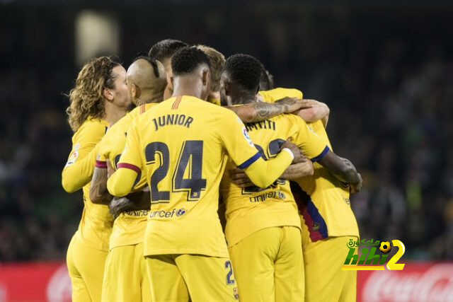 برشلونة يتغلب على بيتيس بثلاثية ويواصل مطاردته للريال