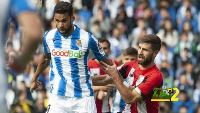 مدرب سوسيداد يقف عائقًا في وجه صفقة هجوم برشلونة