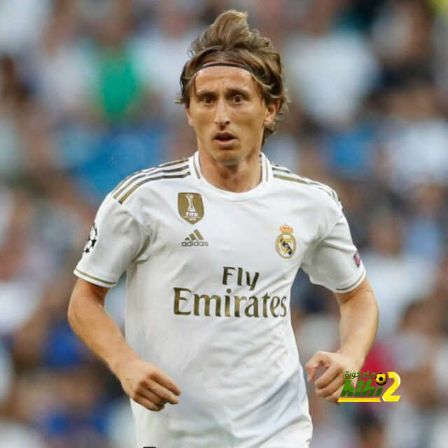 مدريد يوافق على رحيل مودريتش