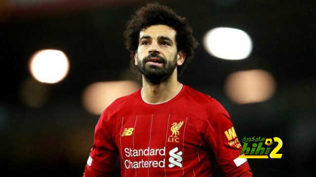 نيفيل وكاراجر يشيران لإمكانية انتقال صلاح للريال أو برشلونة الموسم المقبل