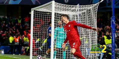 ليفاندوفسكي يفك شراكته مع بنزيما ويسطر اسمه في التاريخ