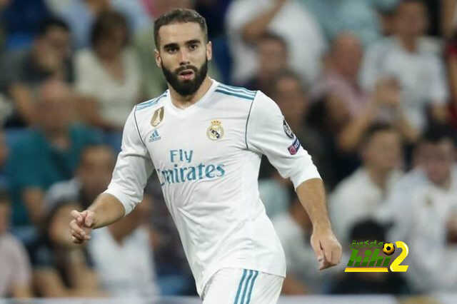 كارفاخال ورقة ذهبية تتجدد مع الريال