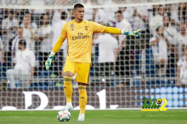 ريال مدريد يستهدف تمديد عقد اريولا