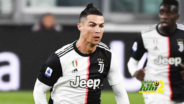 دور اللاعبين في مساعدة وباء كورونا في إيطاليا