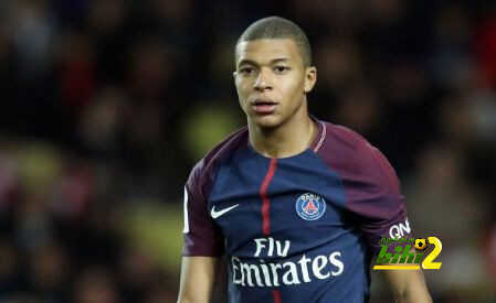 التشكيلة المثالية من أفضل مهاجمي العالم
