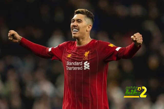 نجم برشلونة السابق يفضل التعاقد مع فيرمينيو على ماريتينز