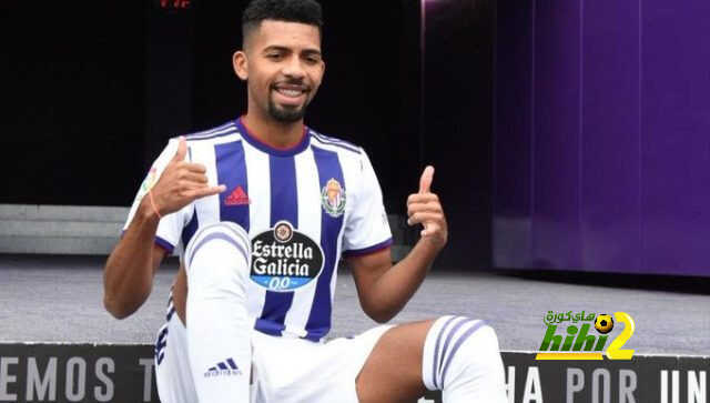 معار برشلونة مصاب بفايروس كورونا