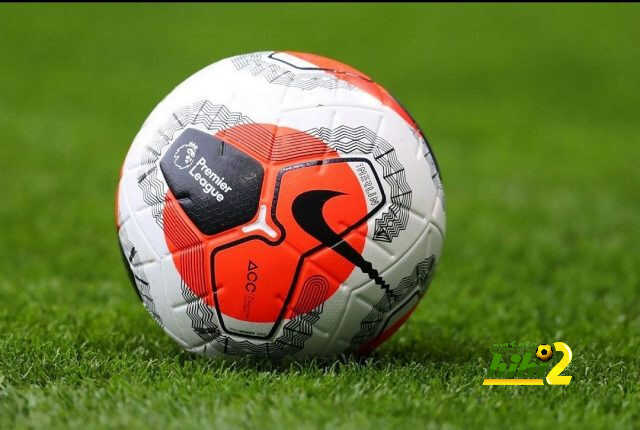 لاعبو البريميرليج قد يرفضون العودة للتدريبات