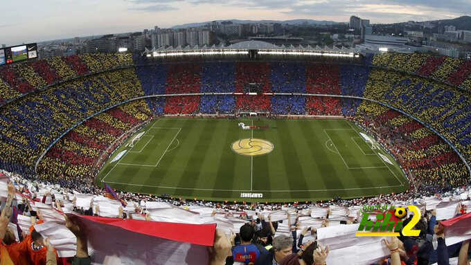 تقارير: برشلونة يرفض رد قيمة التذاكر الموسمية للجماهير