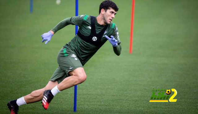 ثلاثي برشلونة على رادار بيتيس