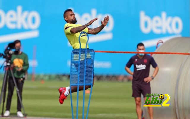 إنجاز تاريخي ينتظر نجم برشلونة