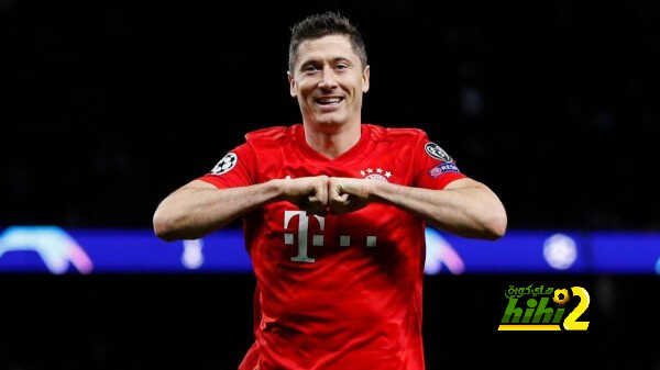 ليفاندوفيسكي يتفوق على نفسه