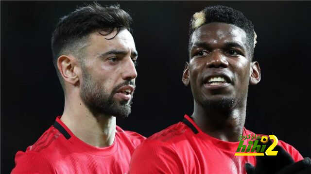 مدرب مانشستر يونايتد في مأزق بسبب لاعبي وسط الفريق