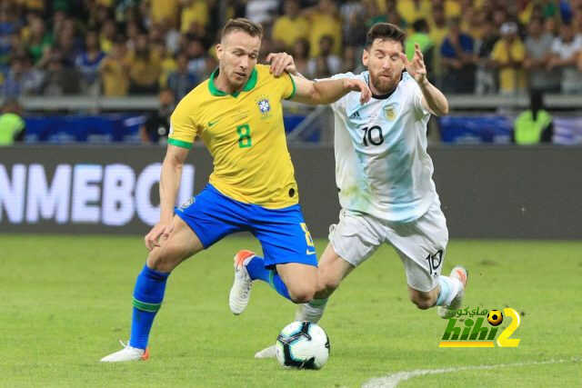 ميسي سبب إقتراب رحيل ارثور عن برشلونة