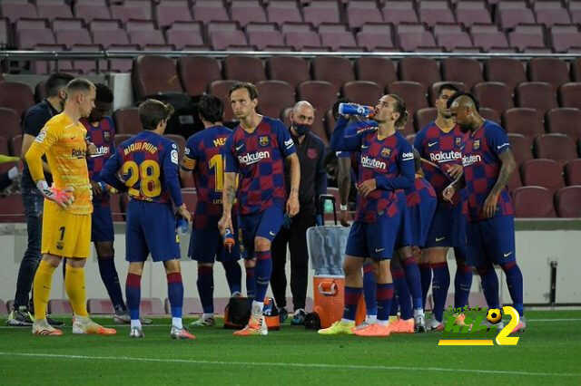 شوستر يعلق تخاذل برشلونة على شماعة جدول المباريات