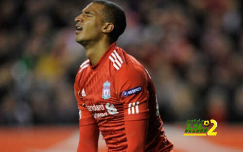 لاعب ليفربول يعلن اعتزاله كرة القدم