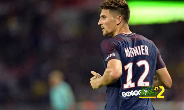 لاعب باريس يقترب من بوروسيا دورتموند