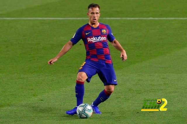 ميسي يطرد ارثور من برشلونة