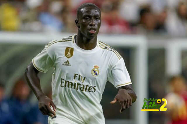 أرقام ذهبية لميندي مع ريال مدريد