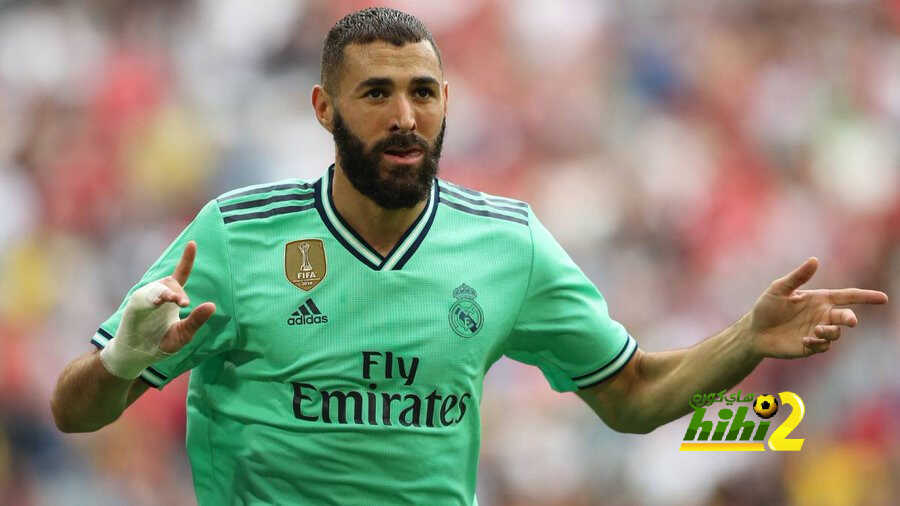 بنزيما بطل الدوري الأسباني الحقيقي