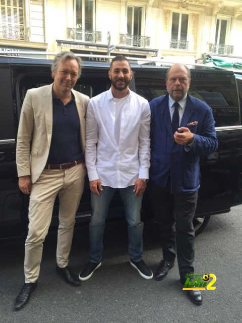 محامي بنزيمة يتولى منصب وزير العدل في فرنسا