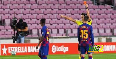 الفارق بين طرد فاتي و لاعب إسبانيول!