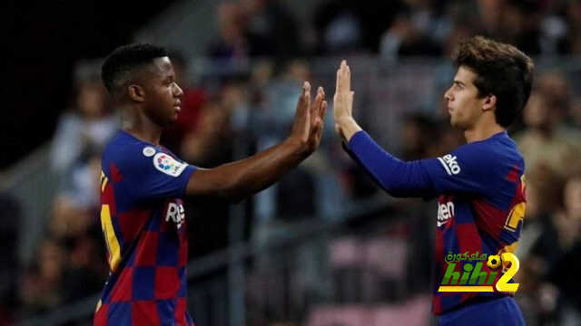 دور فاتي وبويج مع فريق الشباب ببرشلونة