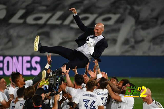 فيديو: شاهد لحظة تتويج ريال مدريد بالليغا