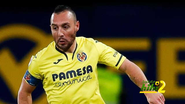 تمهيدًا لانضمامه للسد .. كازورلا يرحل رسميًا عن فياريال
