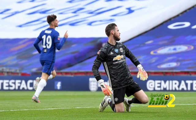 سولشاير يهاجم جدولة المباريات ويدافع عن دي خيا بعد الإقصاء من الكأس!