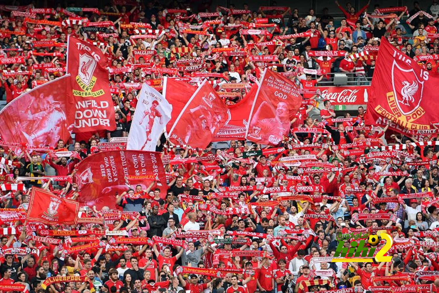 فيديو: جماهير ليفربول تتحدى كورونا وتشعل الأجواء أمام ملعب أنفيلد