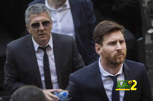 راديو راي: والد ميسي يقربه من الدوري الإيطالي