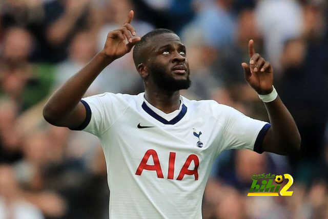 ليفي مستعد لبيع ندومبيلي .