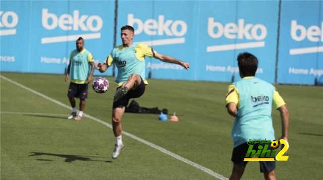 لينجليه يعود إلى تدريبات برشلونة بشكل جزئي.