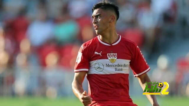 مهاجم شتوتجارت على رادار بوروسيا دورتموند.