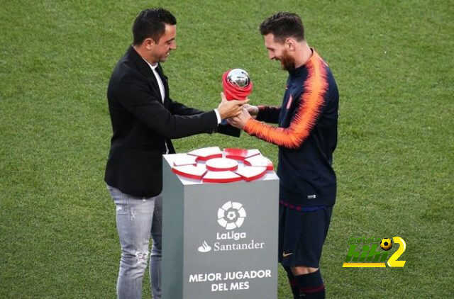 تشافي : هكذا سيبقى ميسي في برشلونة .!