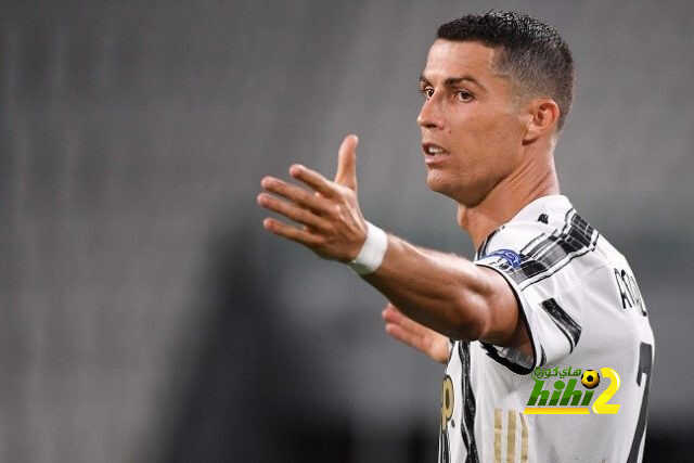 ممثلو رونالدو: الشائعات حول رحيله إلى نادٍ آخر كلها كاذبة!