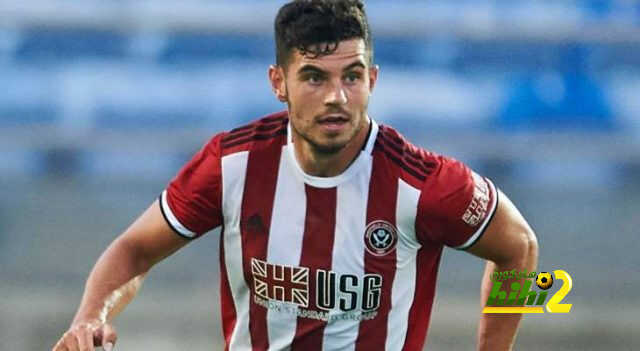 شيفيلد يجدد عقد نجمه إيجان حتى 2024.