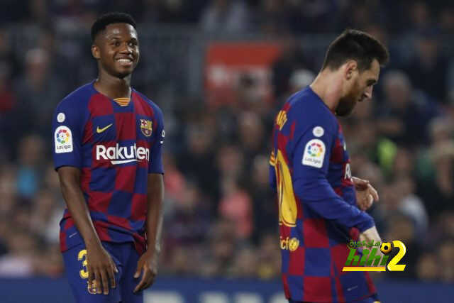 هل يتعرض برشلونة لطعنة الموسم في سوق الإنتقالات ؟