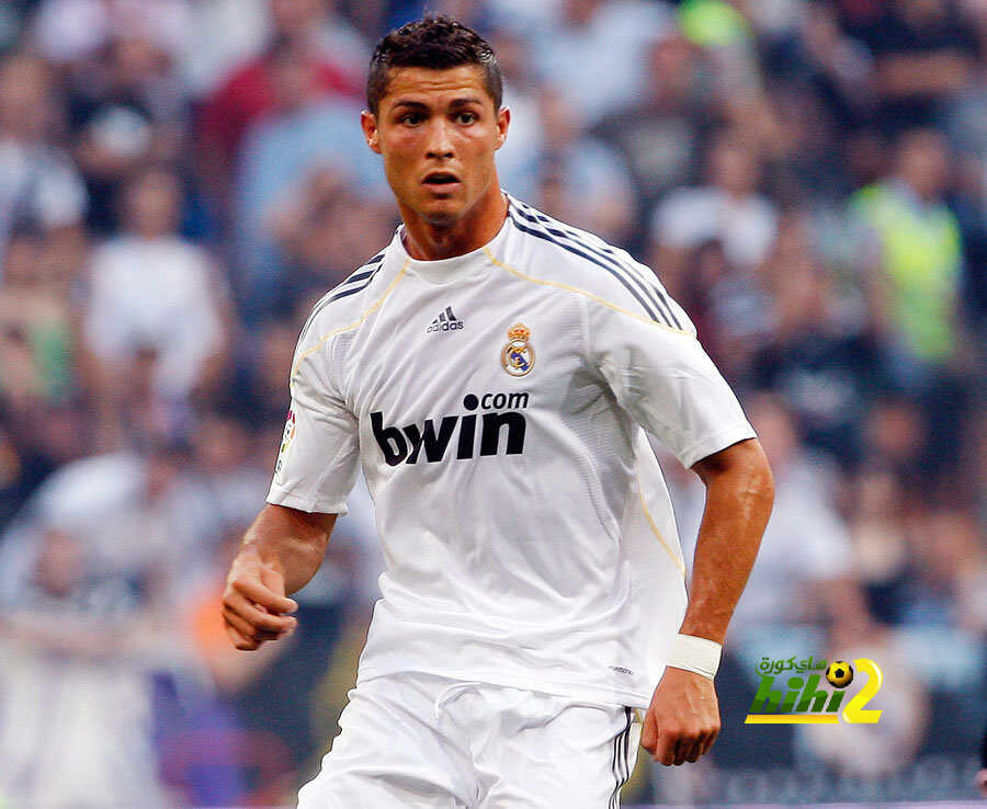 فيديو: من الذاكرة.. كيف وضع رونالدو بصمته الأولى بالظهور الأول مع ريال مدريد