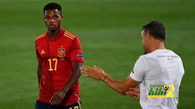 إنريكي: نسير فى الطريق الصحيح، وفاتى لاعب استثنائي!
