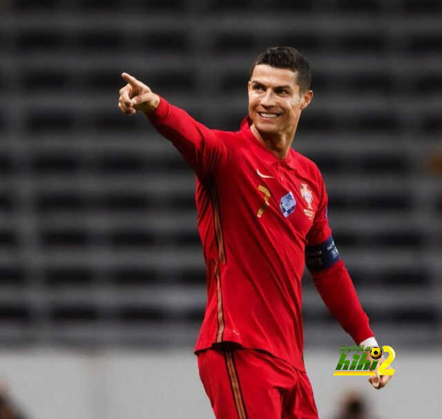 براعة رونالدو مع البرتغال في صالح ثنائي عربي إسطوري !